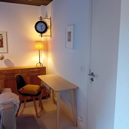 Bed and Breakfast Chez Olivier Вавр Экстерьер фото